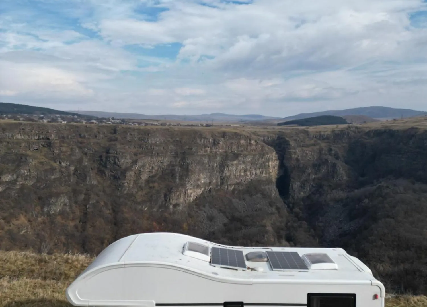 Элитный Автодом Для Семьи Hotel Tbilisi Campingplads